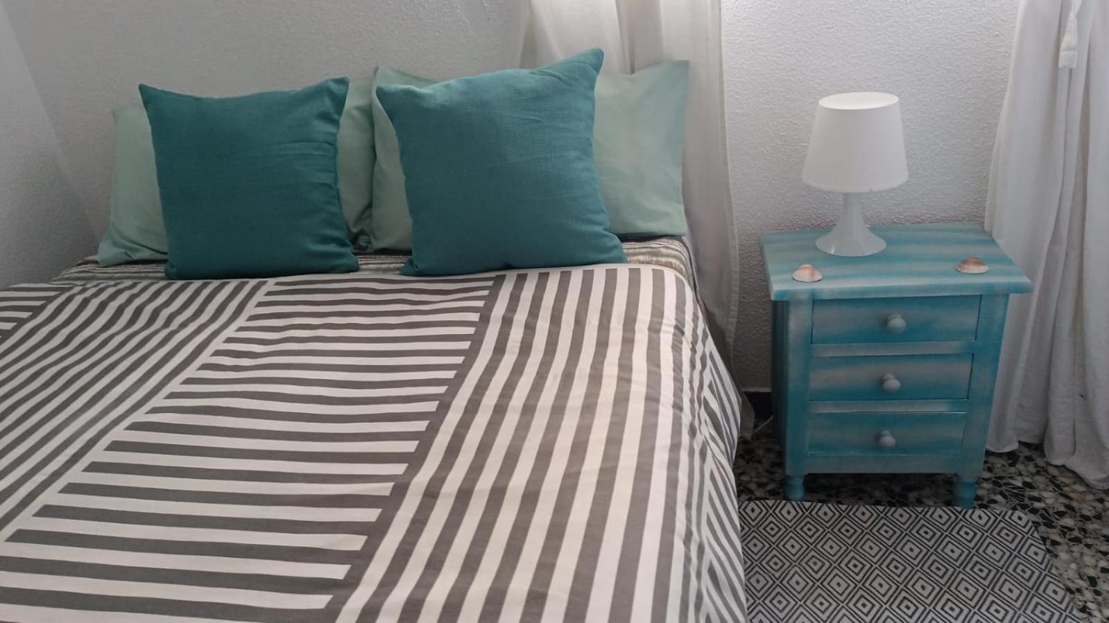 Sunset Room At Front Beach - Habitacion En La Playa Piso Privado تافيرنيس دي فالدينيا المظهر الخارجي الصورة